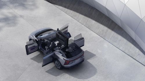 智造未来，绿色出行——城中心一日游 探秘高合汽车工厂与配件零售新体验